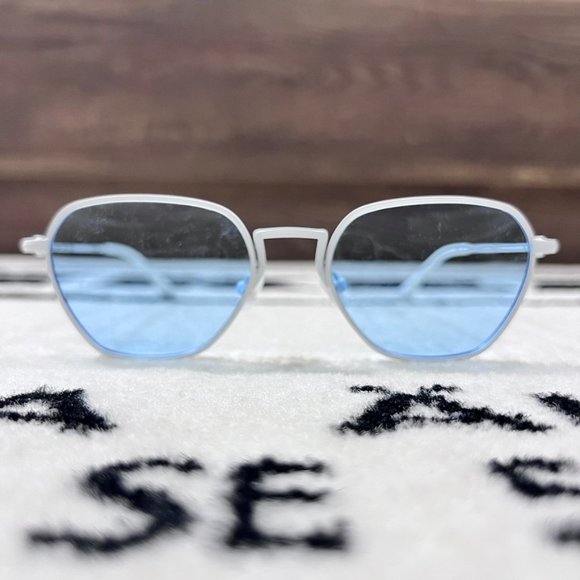 Alessandra Rich Linda Farrow Heart White Chain Blue Rectangular Lens Sunglasses - Picture 3 of 9